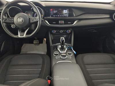 Alfa Romeo Stelvio 2.2 Turbo Diesel 190CV Business AT8 Q4 -** Bianco usata Ciampino