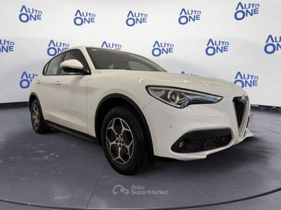 Alfa Romeo Stelvio 2.2 Turbo Diesel 190CV Business AT8 Q4 -** Bianco usata Ciampino