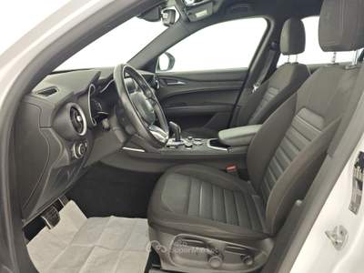 Alfa Romeo Stelvio 2.2 Turbo Diesel 190CV Business AT8 Q4 -** Bianco usata Ciampino