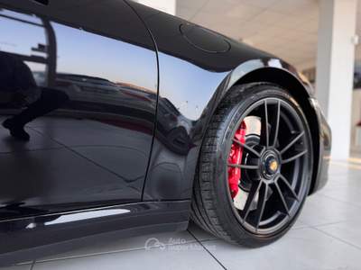 Porsche 911 Carrera 4 GTS Cabriolet * IVA ESP* Nero usata CARESANABLOT