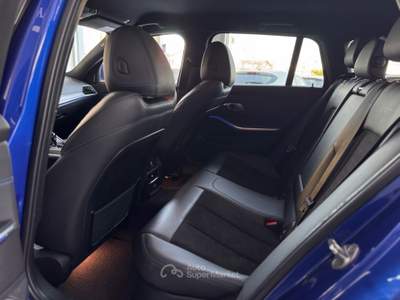 BMW Serie 3 320d 320d 48V Touring Msport Blu/Azzurro usata CARESANABLOT