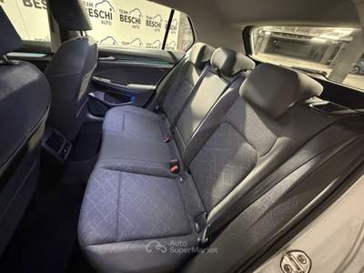 Volkswagen Golf 2.0 TDI Life DSG Grigio usata Lonato del Garda