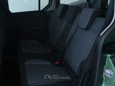 Ford Tourneo Courier 1.0 EcoBoost 125CV Titanium Verde usata Feltre