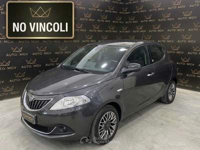 Lancia Ypsilon Ypsilon III 1.0 firefly hybrid Gold Plus s&s 70cv 5posti* PROMO Nero usata La Loggia