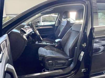 Volkswagen Passat Passat VIII Variant 1.5 tsi Business 150cv dsg * PROMO Nero usata La Loggia