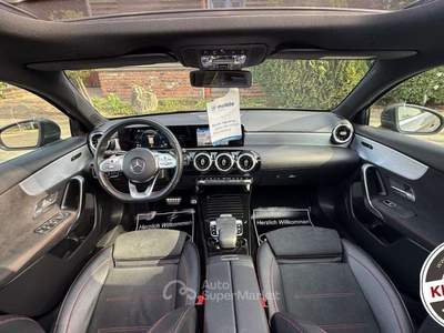 Mercedes-Benz Classe A Automatic Premium AMG TETTO PANO MBUX Grigio usata Roma