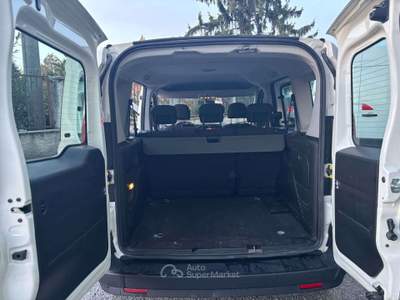 Fiat Doblò 1.6 M-Jet 90 cv COMBI 5 POSTI N1 Bianco usata Cazzago San Martino