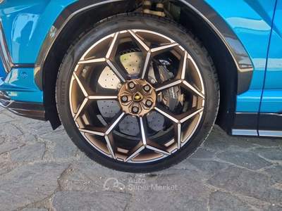 Lamborghini Urus Urus 4.0 V8 Performante auto Blu/Azzurro usata Ladispoli