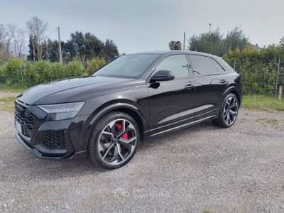 Audi Q8 Tenuta in modo maiacale, sempre tagliandata Audi Nero usata Torchiara