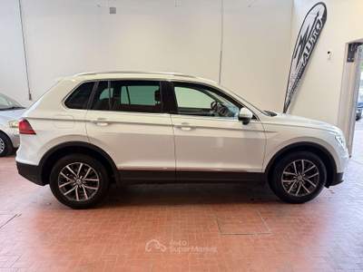 Volkswagen Tiguan 1.6 tdi Business 115cv Bluemotion Technology Bianco usata Ferrara