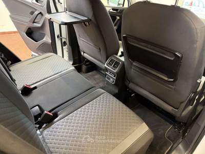 Volkswagen Tiguan 1.6 tdi Business 115cv Bluemotion Technology Bianco usata Ferrara