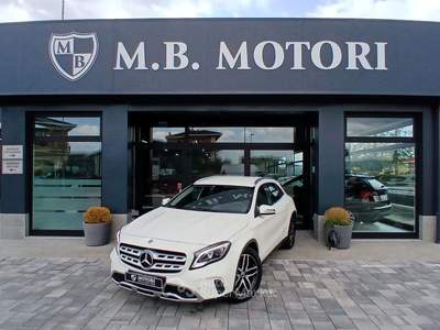 Mercedes-Benz GLA GLA 200 d Executive auto *NEOPATENTATI* Bianco usata Pescantina