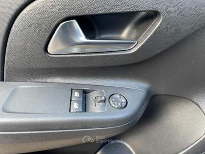 Opel Corsa-e Corsa 1.2 Edition s&amp;s 75cv Nero usata Sarego