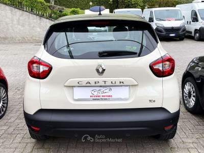 Renault Captur 0.9 tce 90 Cv S&S Live // Unico Proprietario Beige usata Barzanò