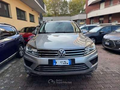 Volkswagen Touareg 3.0 TDI 204 CV tiptronic BlueMotion Techn. Executi Argento usata Sesto San Giovanni