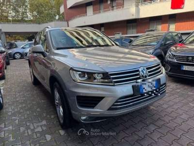 Volkswagen Touareg 3.0 TDI 204 CV tiptronic BlueMotion Techn. Executi Argento usata Sesto San Giovanni