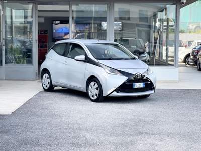 Toyota Aygo 1.0 Benzina 69CV E6 Neo - 2017 Grigio usata Roma