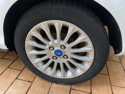 Ford B-Max 1.0 EcoBoost 100 CV Titanium Tetto Pano Bianco usata Melegnano