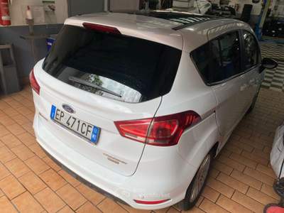 Ford B-Max 1.0 EcoBoost 100 CV Titanium Tetto Pano Bianco usata Melegnano