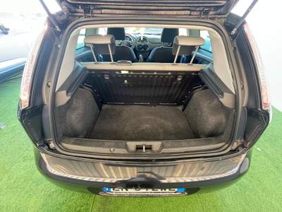 Fiat Punto Evo BENZINA 70CV Nero usata Giugliano