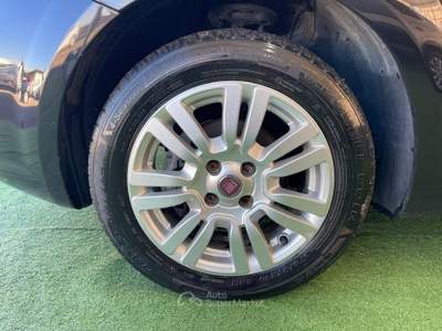 Fiat Punto Evo BENZINA 70CV Nero usata Giugliano