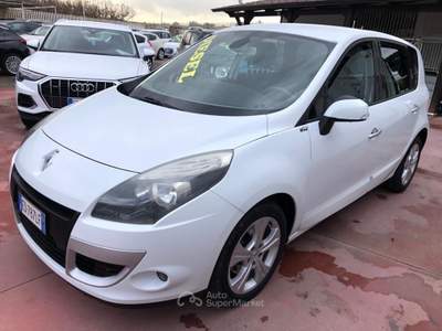 Renault Scénic SCENIC X-MOD 1.5 DIESEL 110CV Bianco usata Giugliano