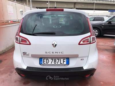 Renault Scénic SCENIC X-MOD 1.5 DIESEL 110CV Bianco usata Giugliano