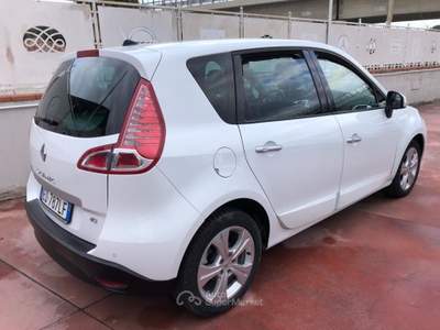 Renault Scénic SCENIC X-MOD 1.5 DIESEL 110CV Bianco usata Giugliano