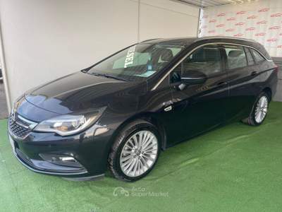 Opel Astra STATION WAGON 1.6 DIESEL 110CV Nero usata Giugliano