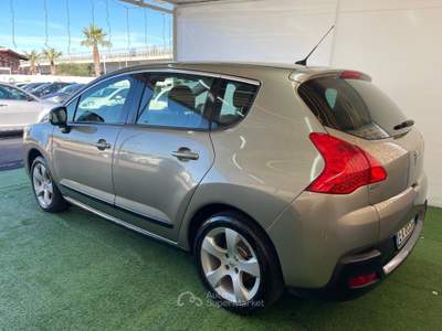 Peugeot 3008 2.0 DIESEL 150CV Oro usata Giugliano