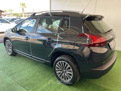 Peugeot 2008 1.6 DIESEL 75CV Blu/Azzurro usata Giugliano