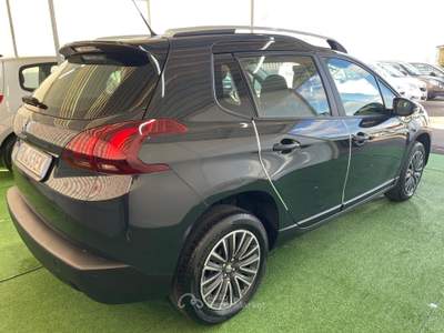 Peugeot 2008 1.6 DIESEL 75CV Blu/Azzurro usata Giugliano