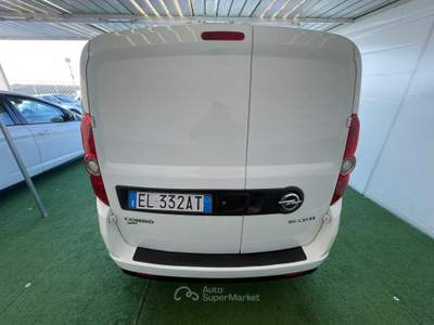 Opel Combo 1.6 DIESEL 105CV FURGONATO Bianco usata Giugliano