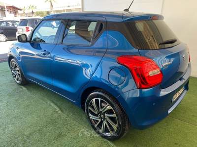 Suzuki Swift 1.2 IBRIDA/BENZINA 83CV Blu/Azzurro usata Giugliano