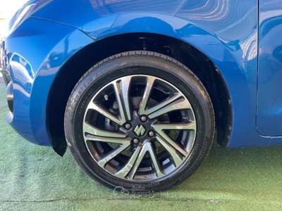 Suzuki Swift 1.2 IBRIDA/BENZINA 83CV Blu/Azzurro usata Giugliano