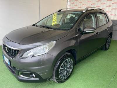 Peugeot 2008 1.6 DIESEL 100CV Grigio usata Giugliano