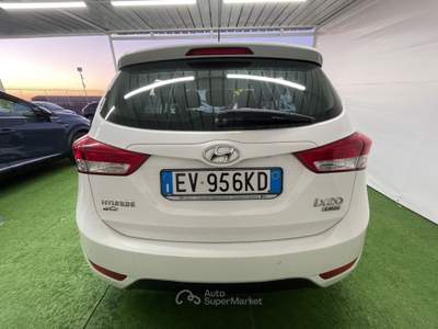 Hyundai ix20 1.4 DIESEL 90CV COMFORT Bianco usata Giugliano