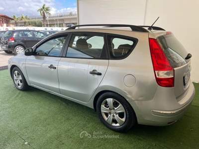 Hyundai i30 1.4 BENZINA/GPL 109CV Argento usata Giugliano