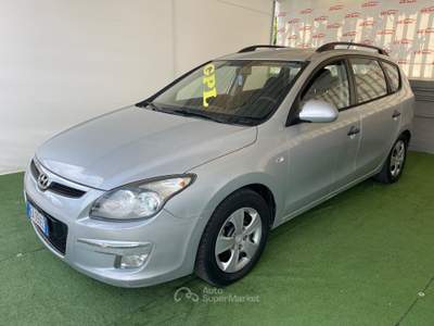Hyundai i30 1.4 BENZINA/GPL 109CV Argento usata Giugliano