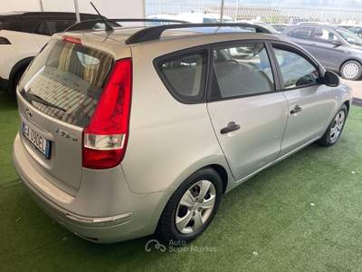 Hyundai i30 1.4 BENZINA/GPL 109CV Argento usata Giugliano