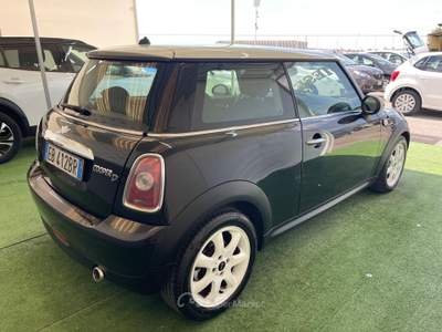 MINI One 1.6 DIESEL 109CV Nero usata Giugliano