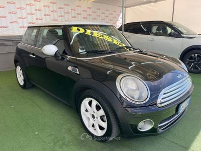 MINI One 1.6 DIESEL 109CV Nero usata Giugliano