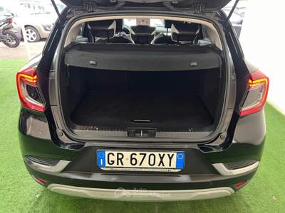 Renault Captur 1.0 BENZINA 91CV TECHNO Nero usata Giugliano