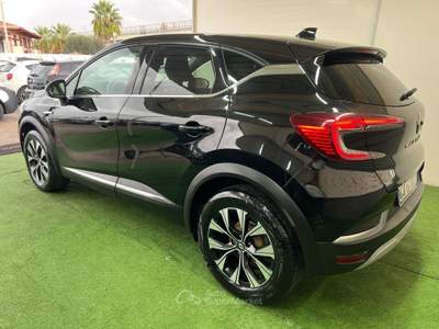 Renault Captur 1.0 BENZINA 91CV TECHNO Nero usata Giugliano