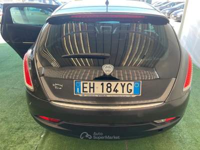 Lancia Delta DPF Silver Grigio usata Giugliano