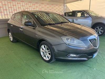 Lancia Delta DPF Silver Grigio usata Giugliano