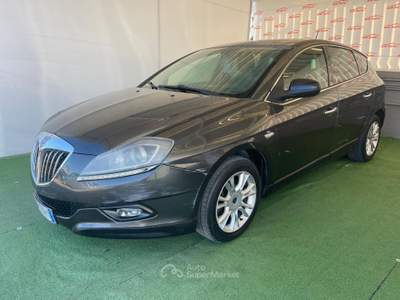 Lancia Delta DPF Silver Grigio usata Giugliano