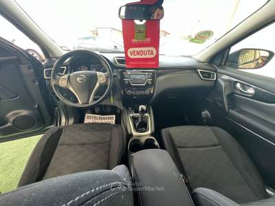 Nissan Qashqai 1.5 DIESEL 110CV Grigio usata Giugliano