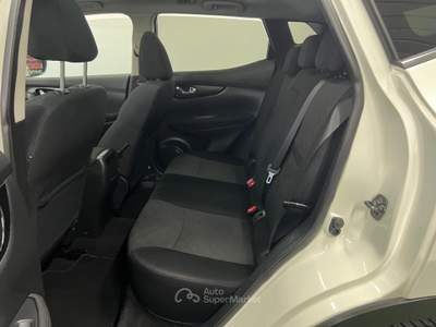Nissan Qashqai N-CONNECTA 360* 1.5 DIESEL 110CV Bianco usata Giugliano
