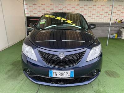 Lancia Ypsilon 1.2 BENZINA/GPL 70CV Blu/Azzurro usata Giugliano